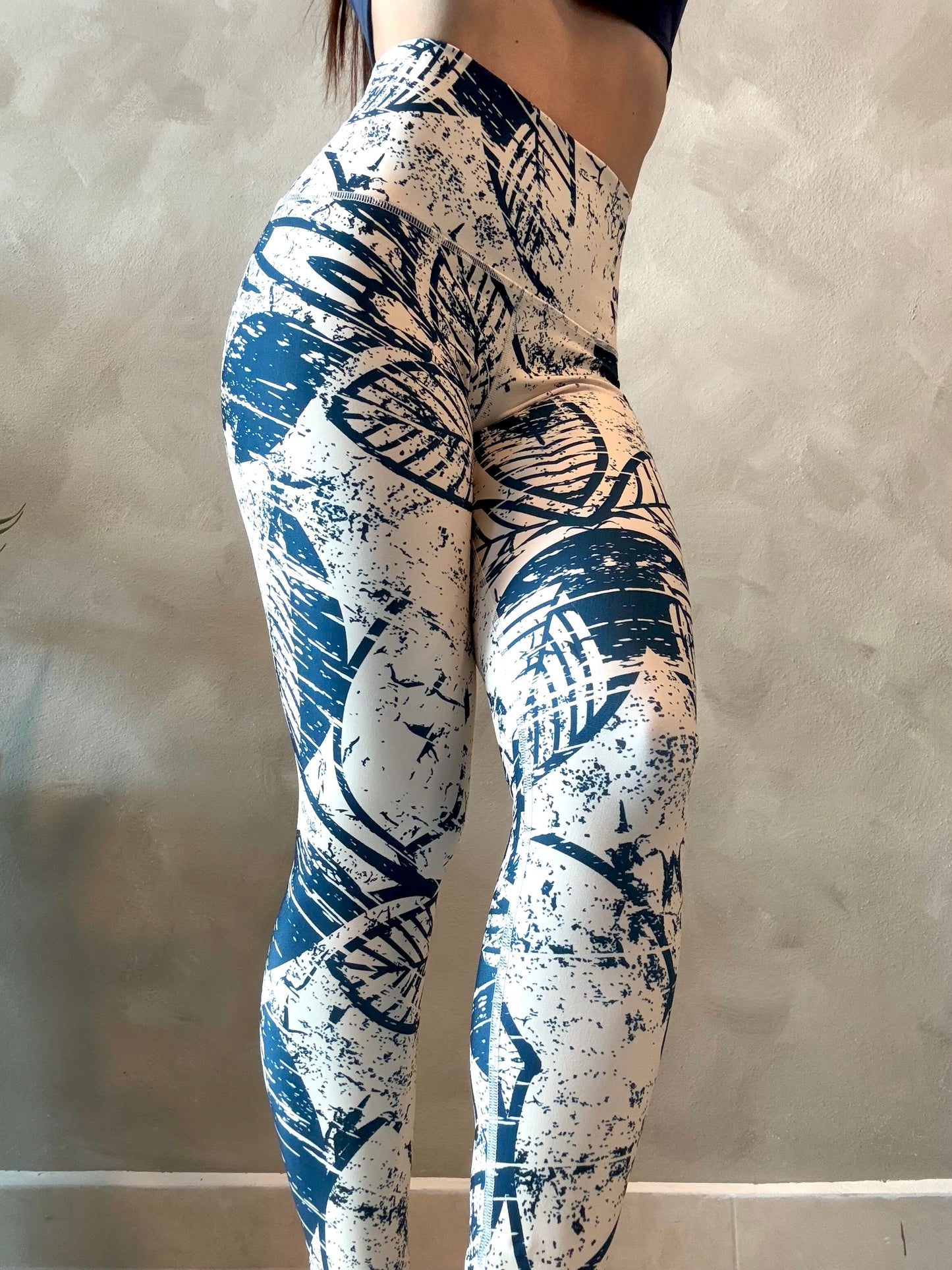 Blue Leaves Legging