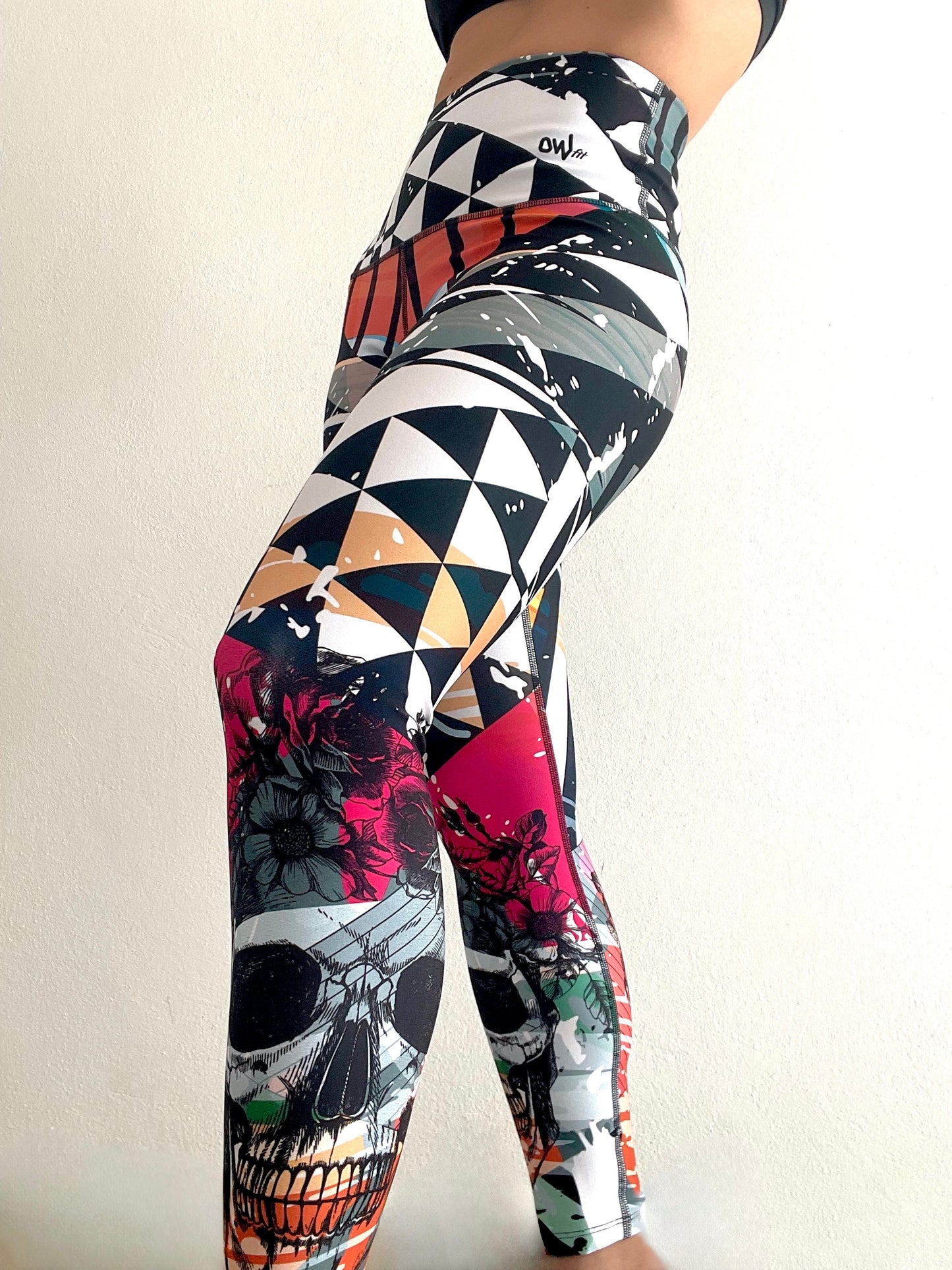 Geometric Skull Legging