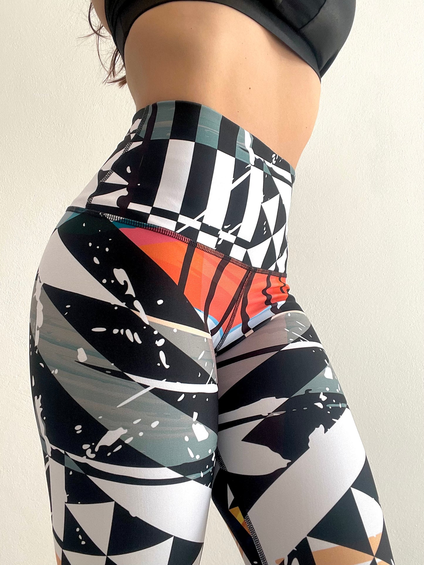 Geometric Skull Legging